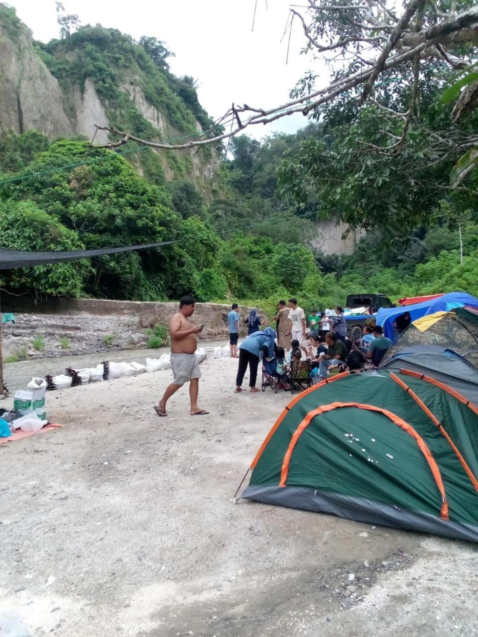 Tapian Ratu Camp Real 武吉丁宜 外观 照片